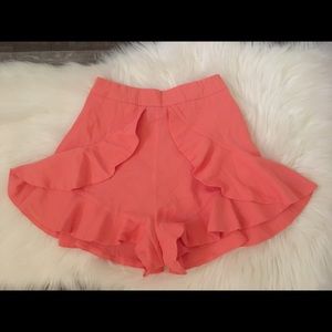 DO + BE shorts